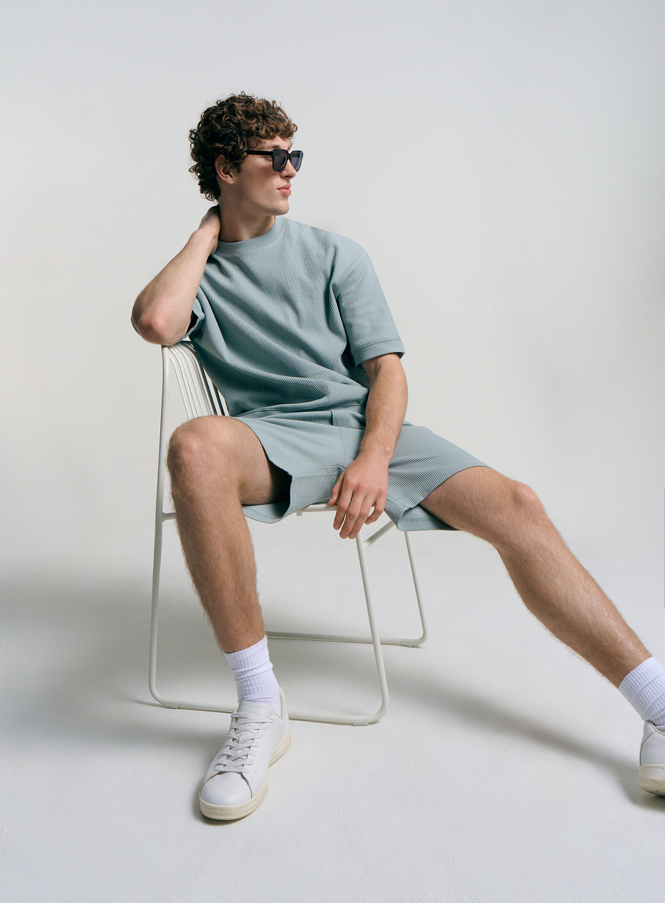 Polo shirts and shorts 16