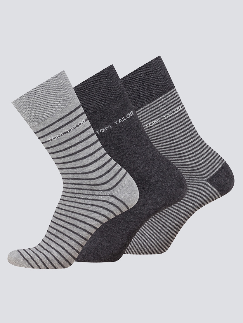 Pakiranje treh parov nogavic v škatli - Siva_6022316