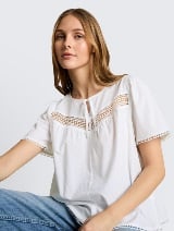 Bluza sa detaljem u obliku mašne - Bela_1221213
