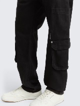 Opuštene traper hlače Waylen - Crna_6601084